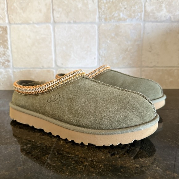 UGG Australia Shoes - UGG TASMAN BURNT OLIVE SUEDE SHEEPSKIN CLASSIC WOMEN'S SLIPPERS SIZE 10